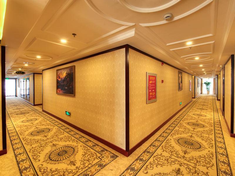 Vienna Hotel Shanghai Happy Valley Songjiang Bagian luar foto