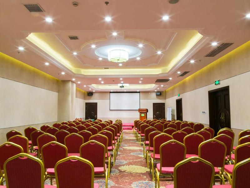 Vienna Hotel Shanghai Happy Valley Songjiang Bagian luar foto