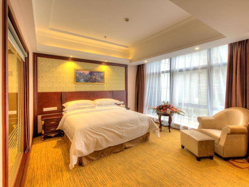 Vienna Hotel Shanghai Happy Valley Songjiang Bagian luar foto